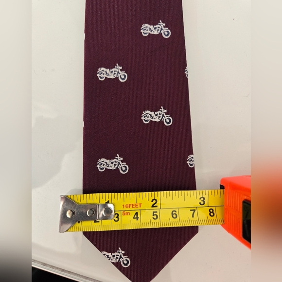 Men's Burgundy Motorcycle Pattern Silk Skinny Tie - Picture 3 of 6